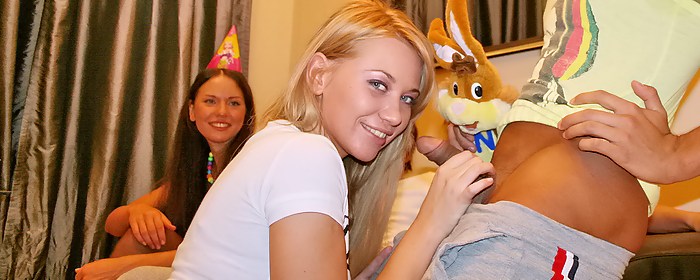dr.unk college girls free video